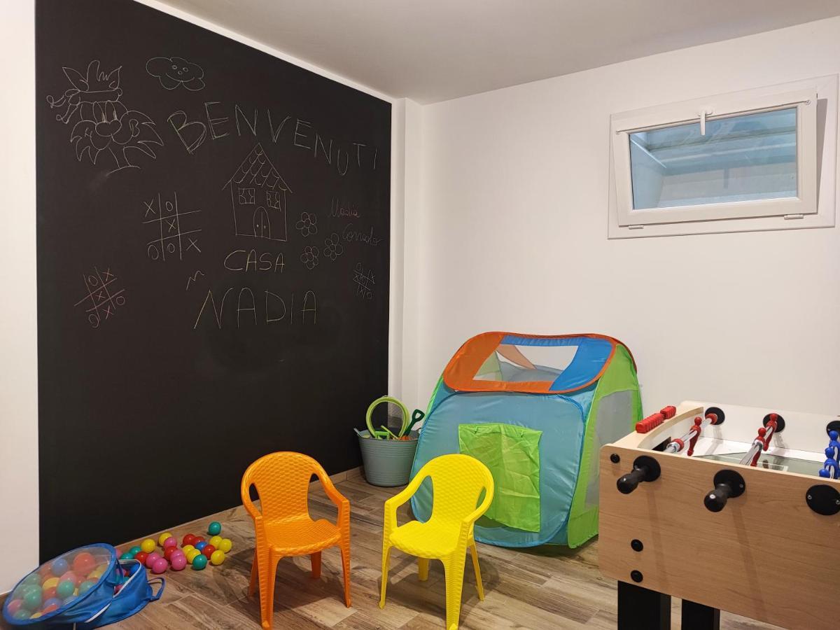 Casa Nadia A Pochi Passi Dal Mare Con Garage, Terrazza E Sala Giochi Apartman Numana Kültér fotó